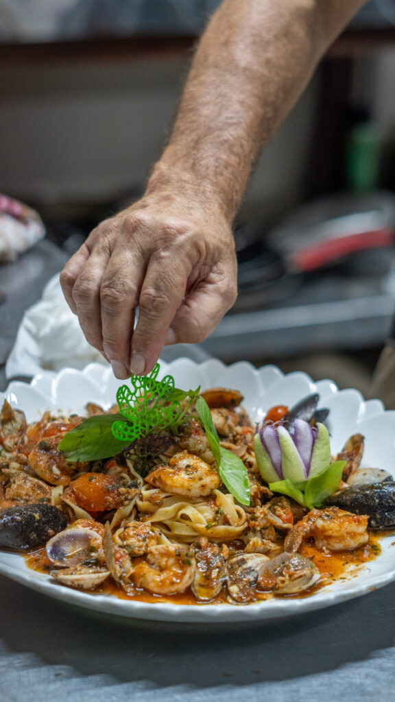 comida-mariscos-kalaluno-resort